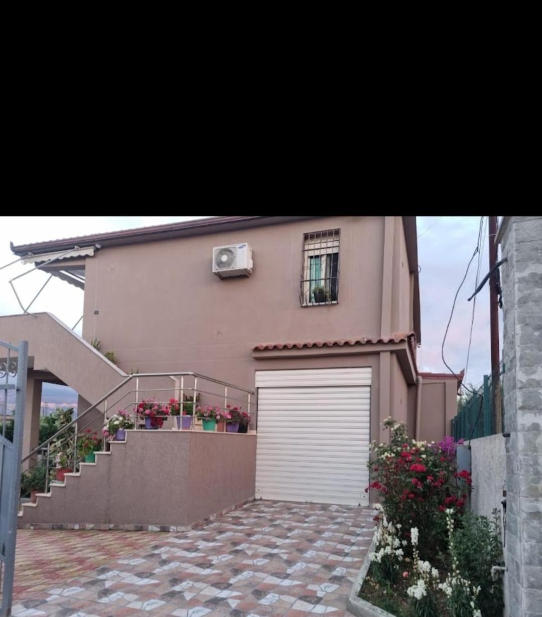 Vila Megi-Rent Room Vlorë Exteriér fotografie