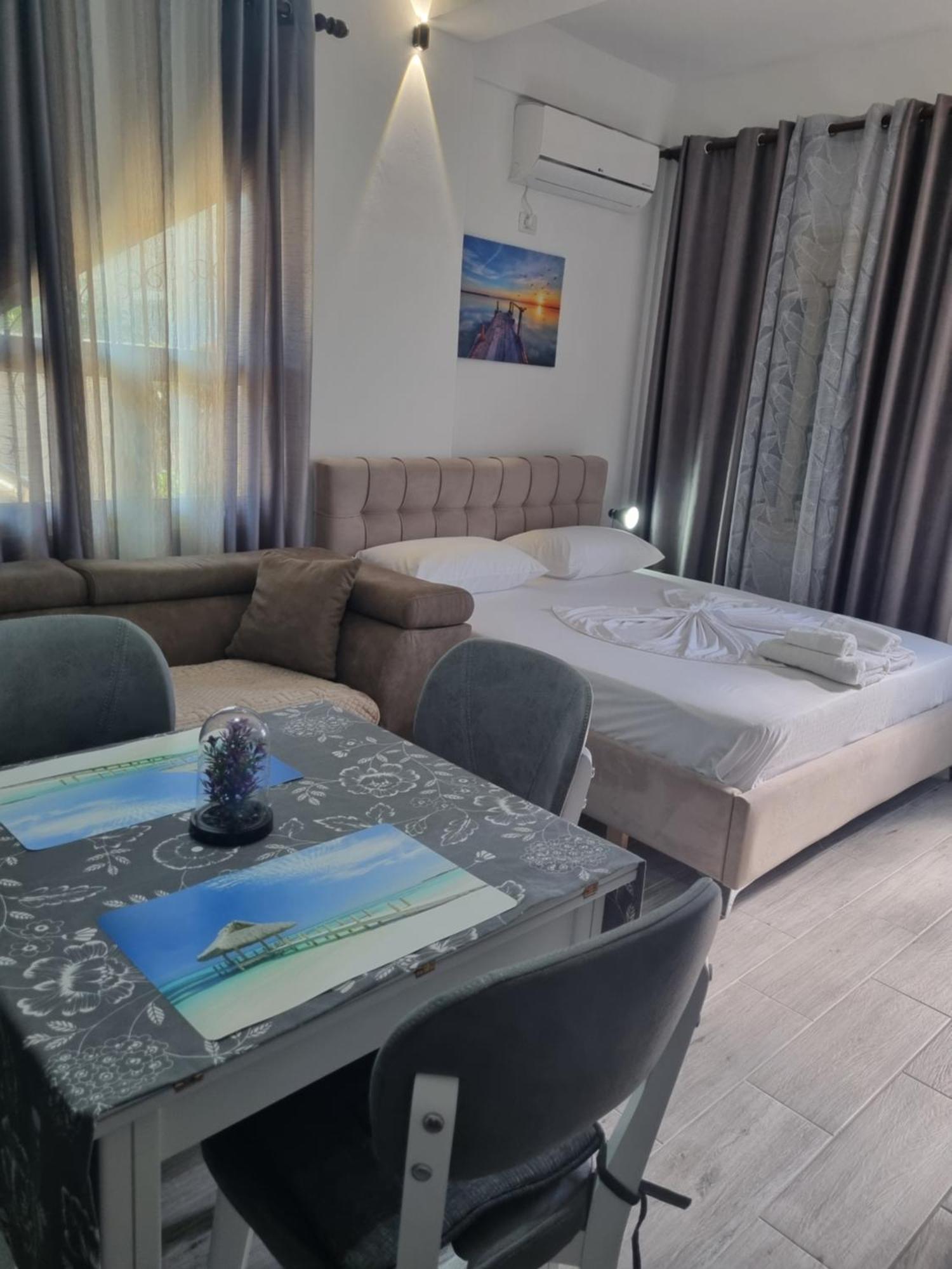 Vila Megi-Rent Room Vlorë Exteriér fotografie