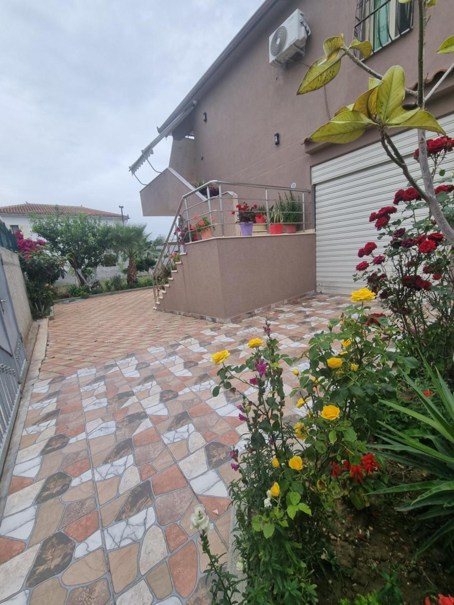 Vila Megi-Rent Room Vlorë Exteriér fotografie